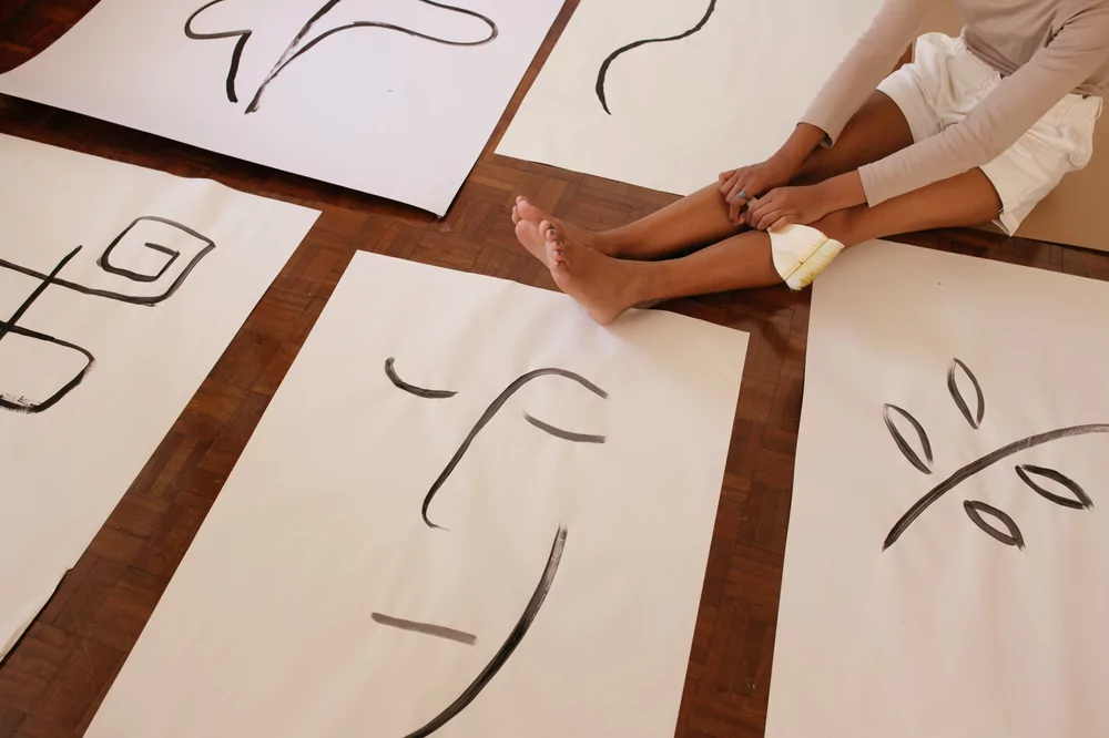 Turn sadness into creativity and use your feelings to recreate your inner world. Express your feelings by painting or writing a story, poem or song lyrics. You can also dance or sing your favorite song and dance or sing your feelings.